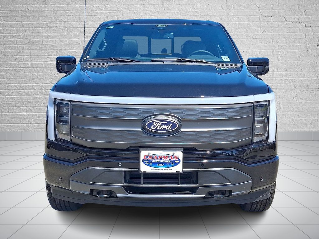 Used 2025 Ford F-150 Lightning Lariat with VIN 1FT6W5L72SWG00825 for sale in Philadelphia, PA