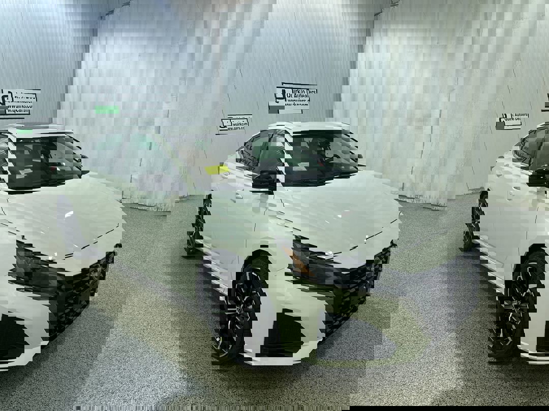 2025 Nissan Altima SR's photo