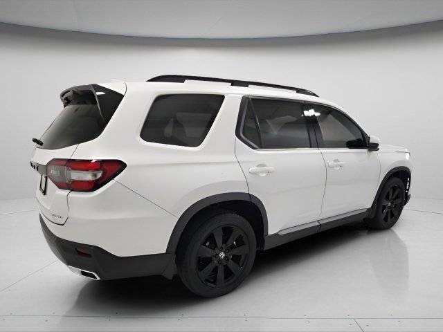 2023 Honda Pilot Elite photo 4