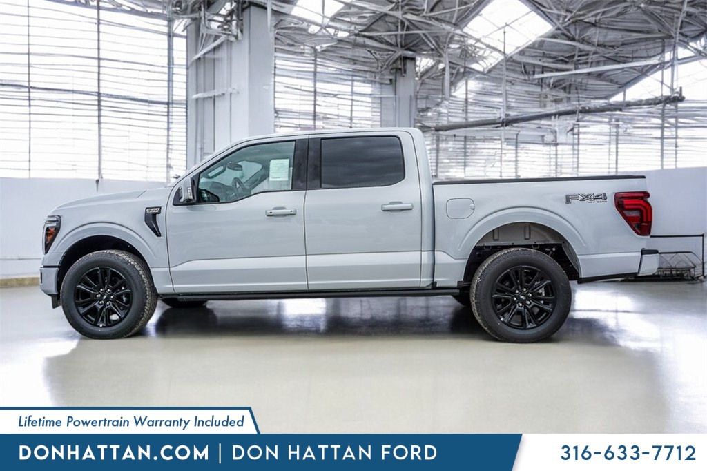 2025 Ford F-150 Platinum photo 2