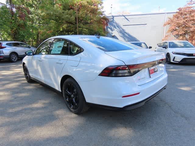 2025 Honda Accord SE photo 4