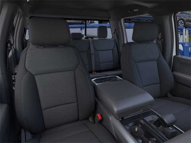 2025 Ford F-150 XLT photo 8