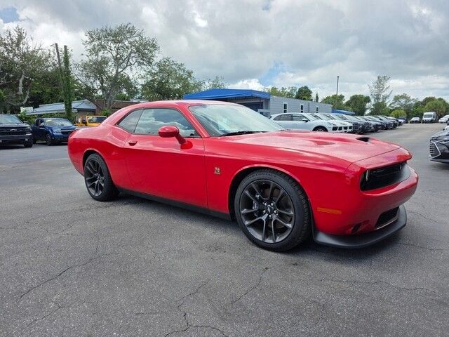 2021 Dodge Challenger R/T Scat Pack photo 8