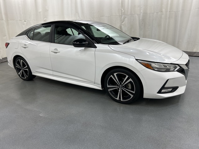 2023 Nissan Sentra SR's photo