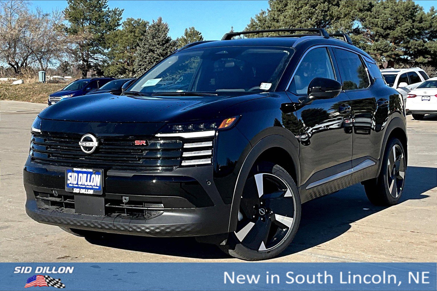 2025 Nissan Kicks SR AWD's photo