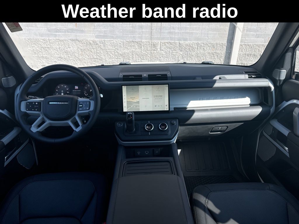 2024 Land Rover Defender 130 X-Dynamic SE photo 14