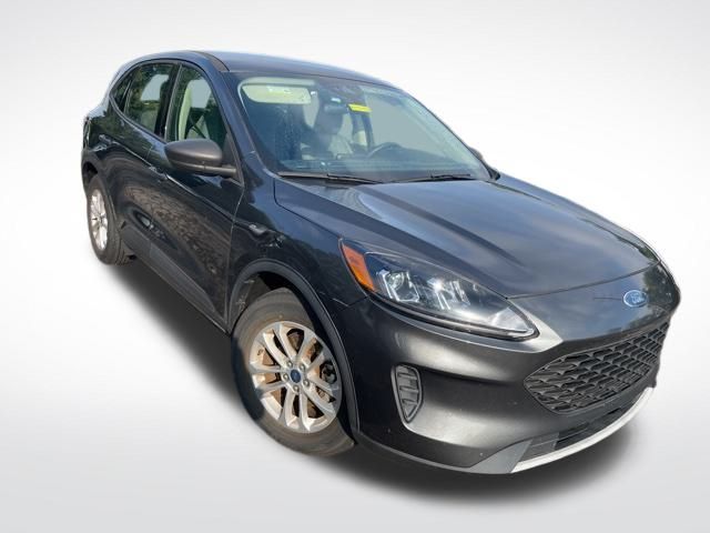 2020 Ford Escape S photo 9