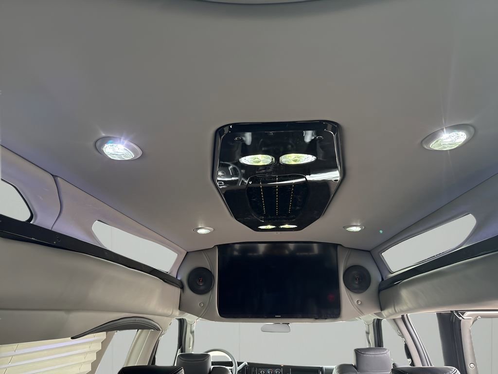 2025 Gmc Savana Cargo 2500 photo 20