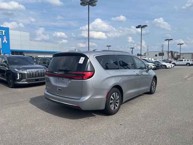 2021 Chrysler Pacifica Touring L photo 5