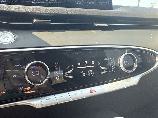 2025 Genesis GV70 2.5T photo 17