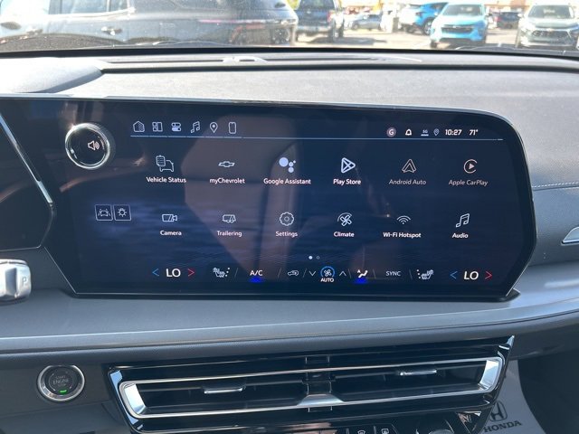 2026 Chevrolet Traverse photo 14