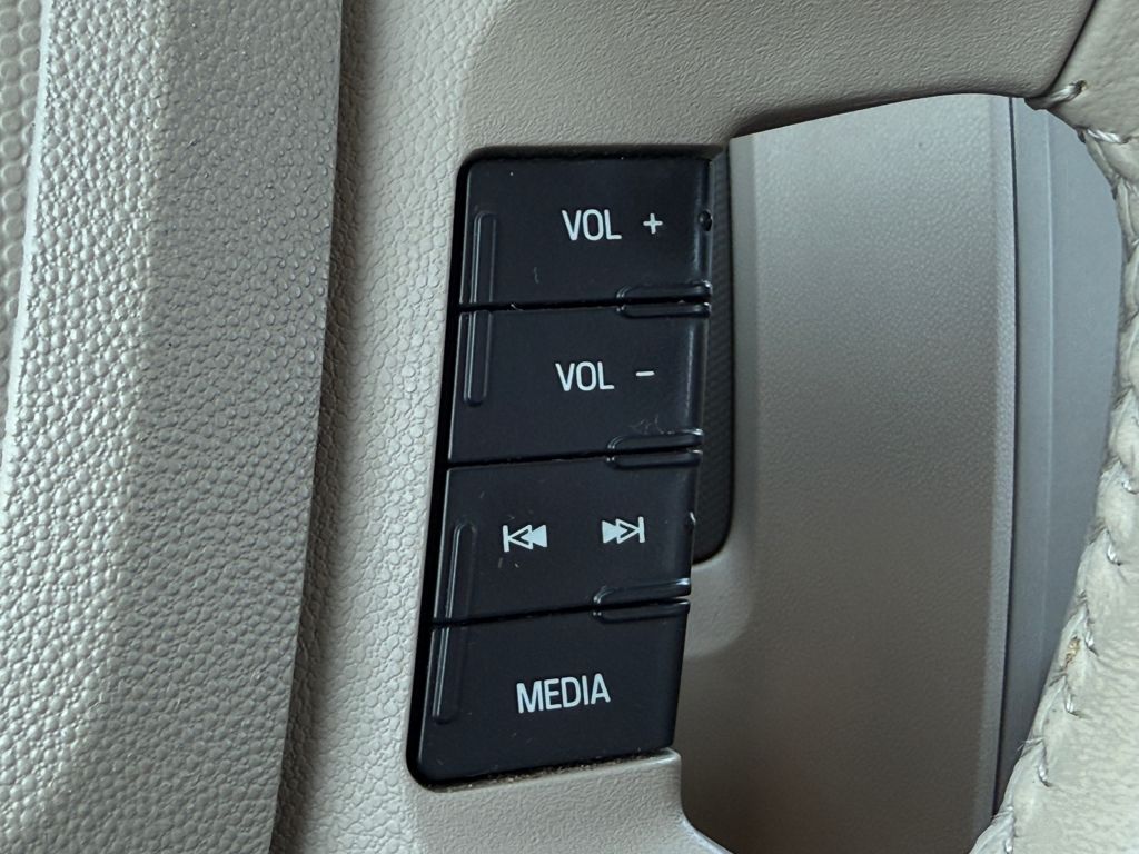 2008 Ford Escape Hybrid photo 17