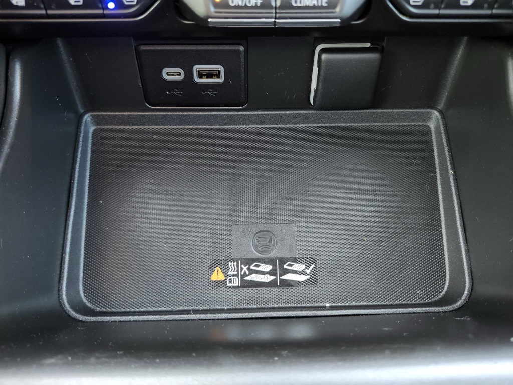 2023 Chevrolet Tahoe High Country photo 16