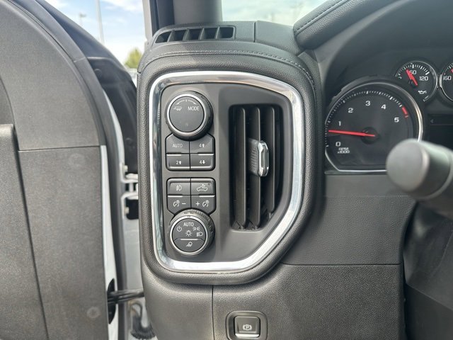 2023 Chevrolet Silverado 3500HD LTZ photo 24