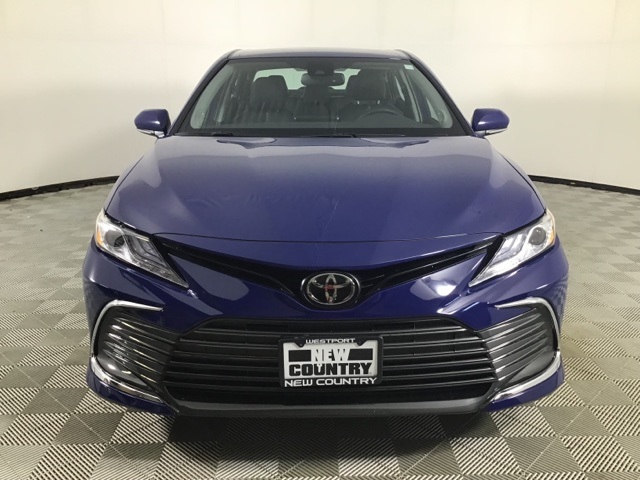 2024 Toyota Camry XLE photo 2