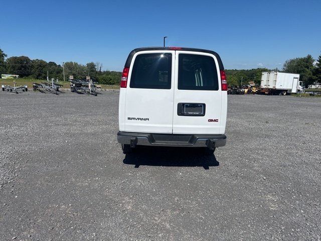 2023 Gmc Savana 2500 Cargo photo 3
