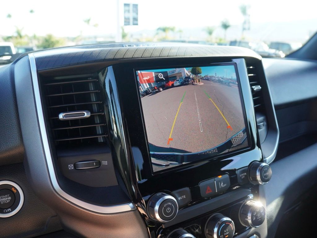 New 2026 Diamond Black Crystal Pearl-Coat Exterior Paint RAM Big Horn image 15