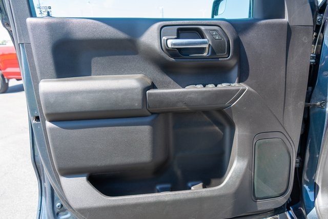 2020 Chevrolet Silverado 1500 Custom photo 8