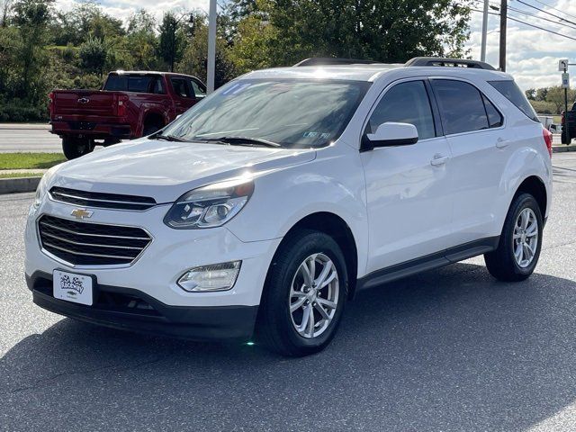 2017 Chevrolet Equinox LT photo 3