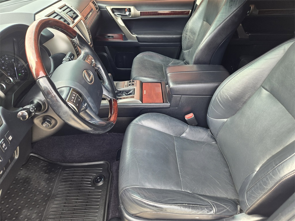 2017 Lexus GX 460 photo 13