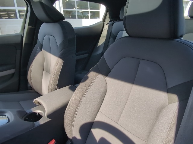 2022 Polestar PS2 e-AWD photo 13