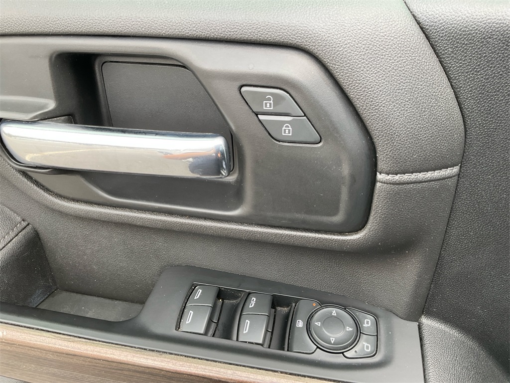 2022 Chevrolet Silverado 2500HD LT photo 25