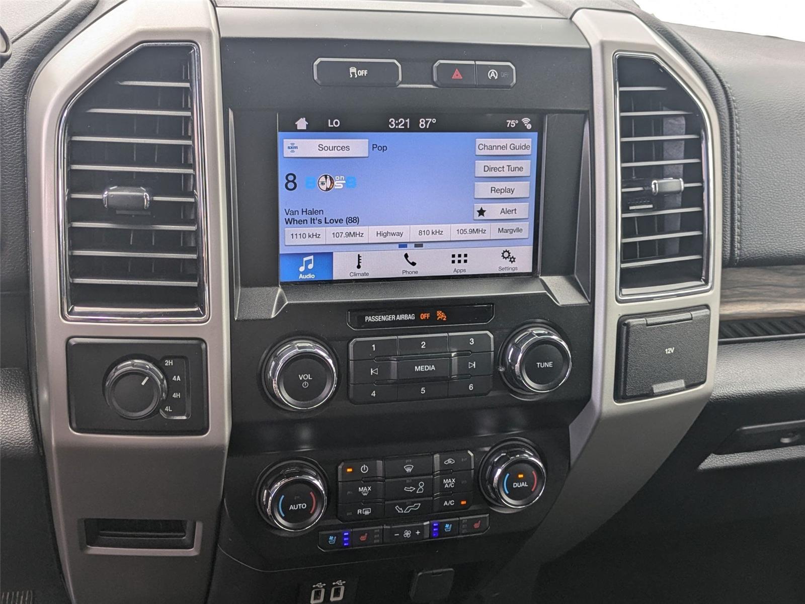 2019 Ford F-150 Lariat photo 19