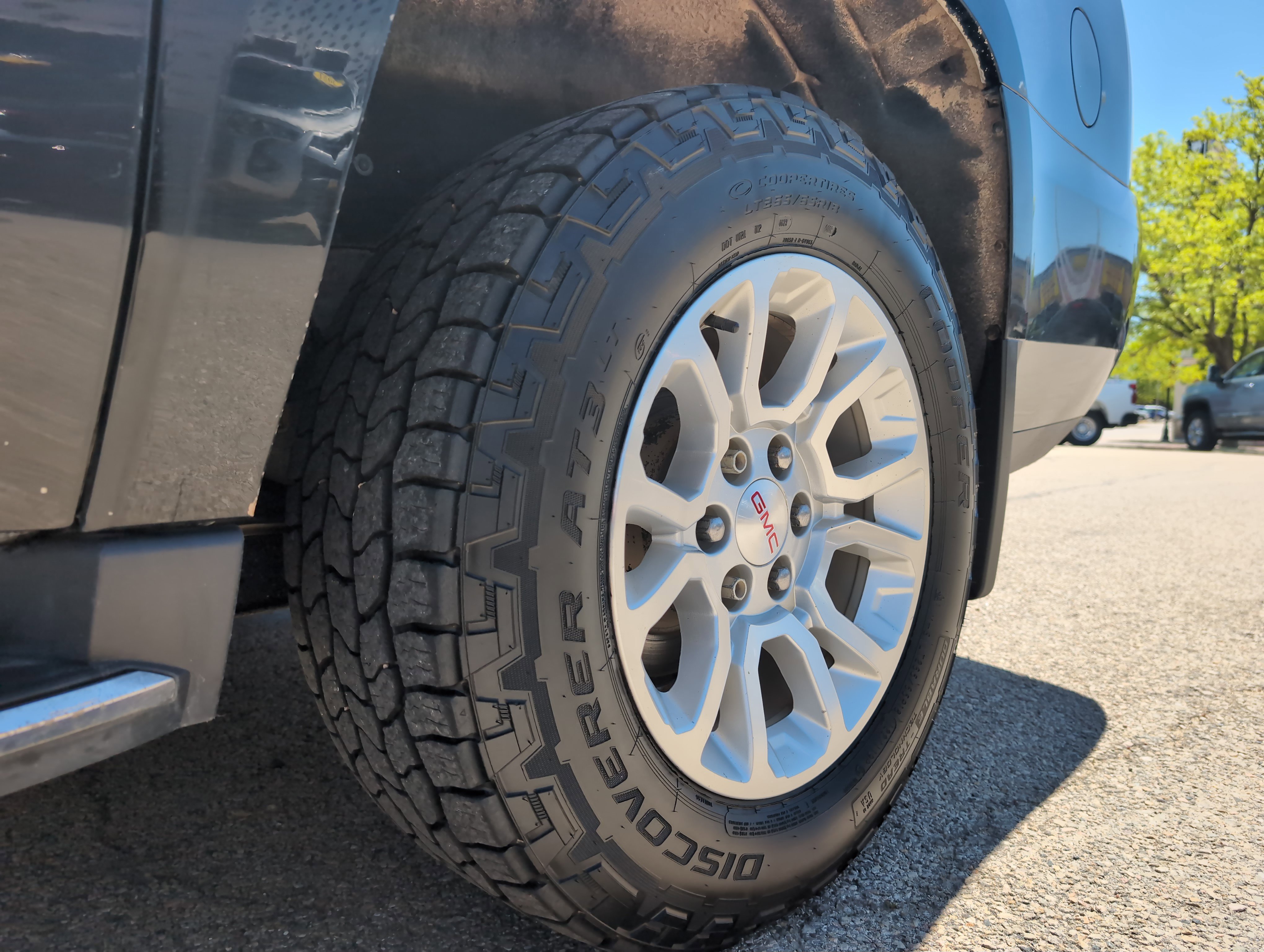 2020 Gmc Yukon XL SLT photo 2