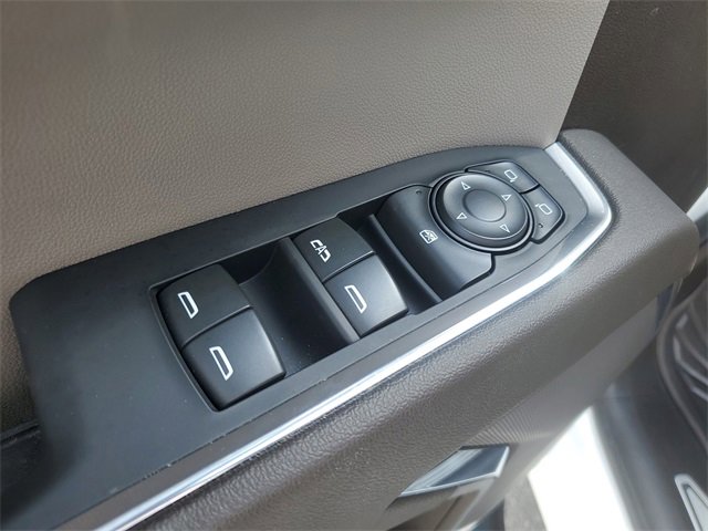 2024 Chevrolet Silverado 1500 RST photo 9