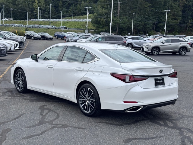 2025 Lexus ES 350 photo 4