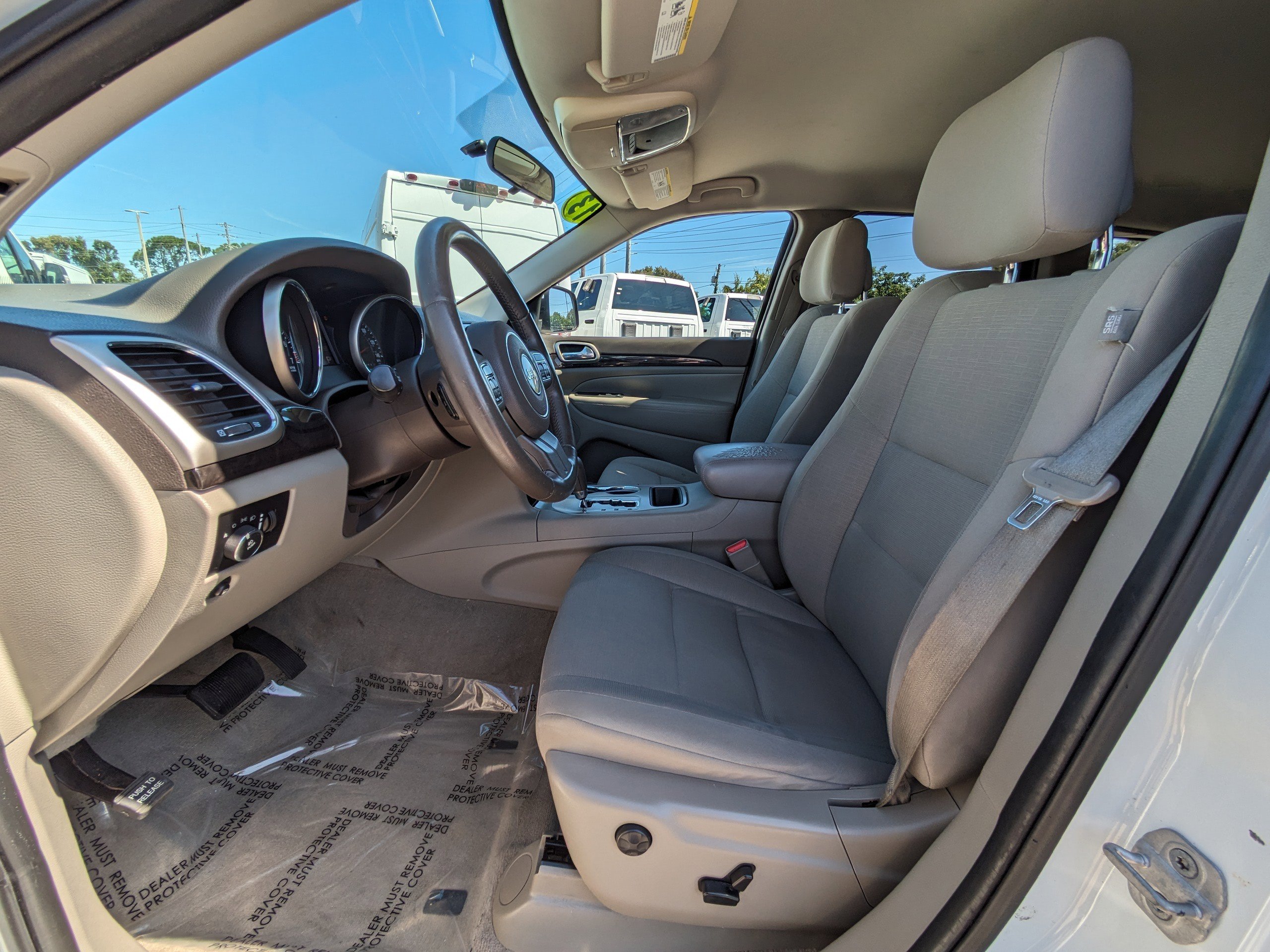 2013 Jeep Grand Cherokee Laredo photo 16
