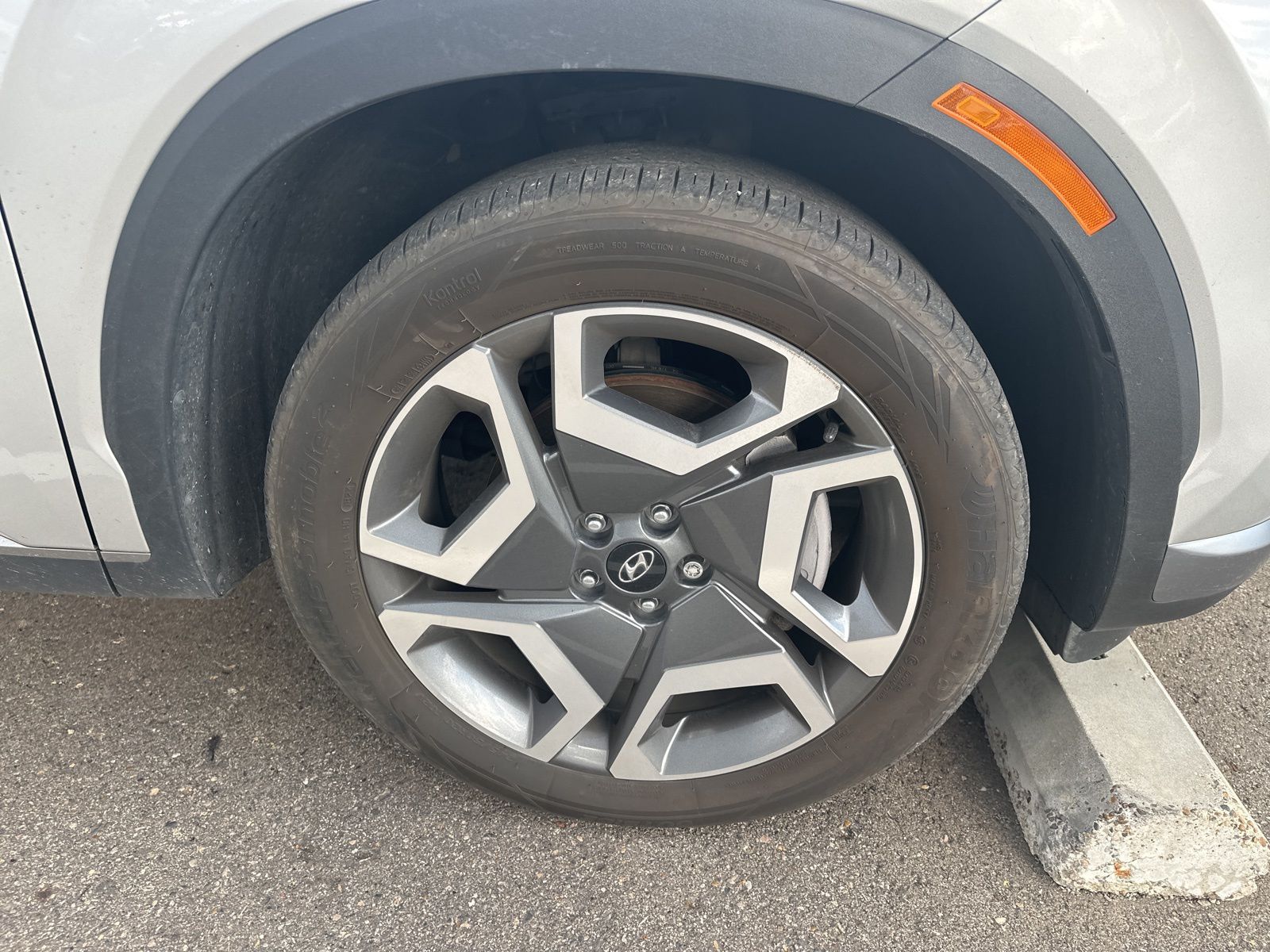 2024 Hyundai Palisade Limited photo 4