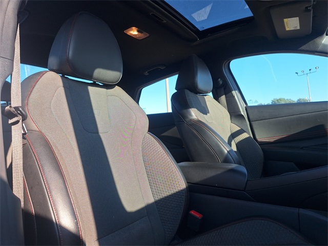 2024 Hyundai Elantra N Line photo 28