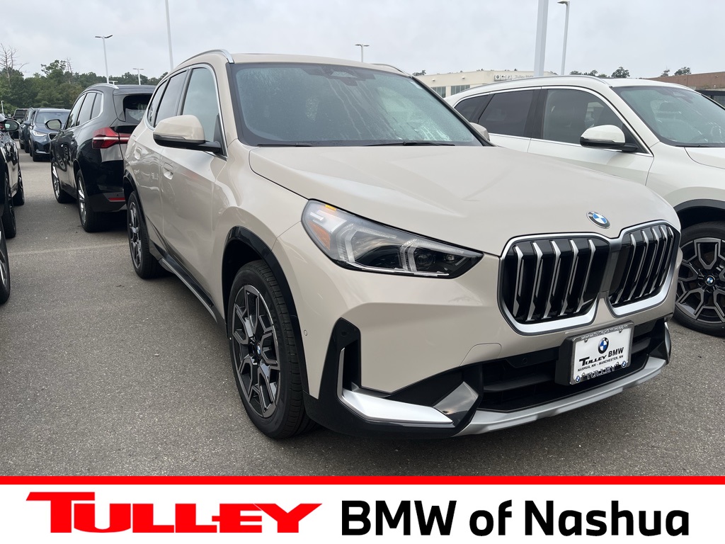 2026 BMW X1 28i's photo