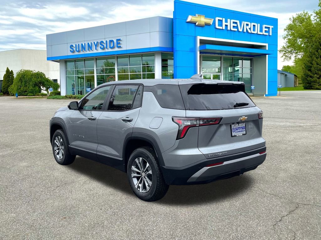 2026 Chevrolet Equinox LT photo 4