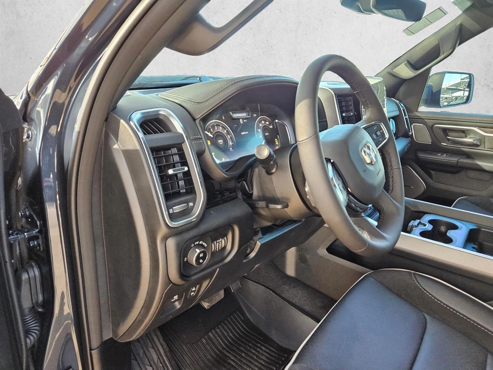 2026 Ram 1500 Laramie photo 3