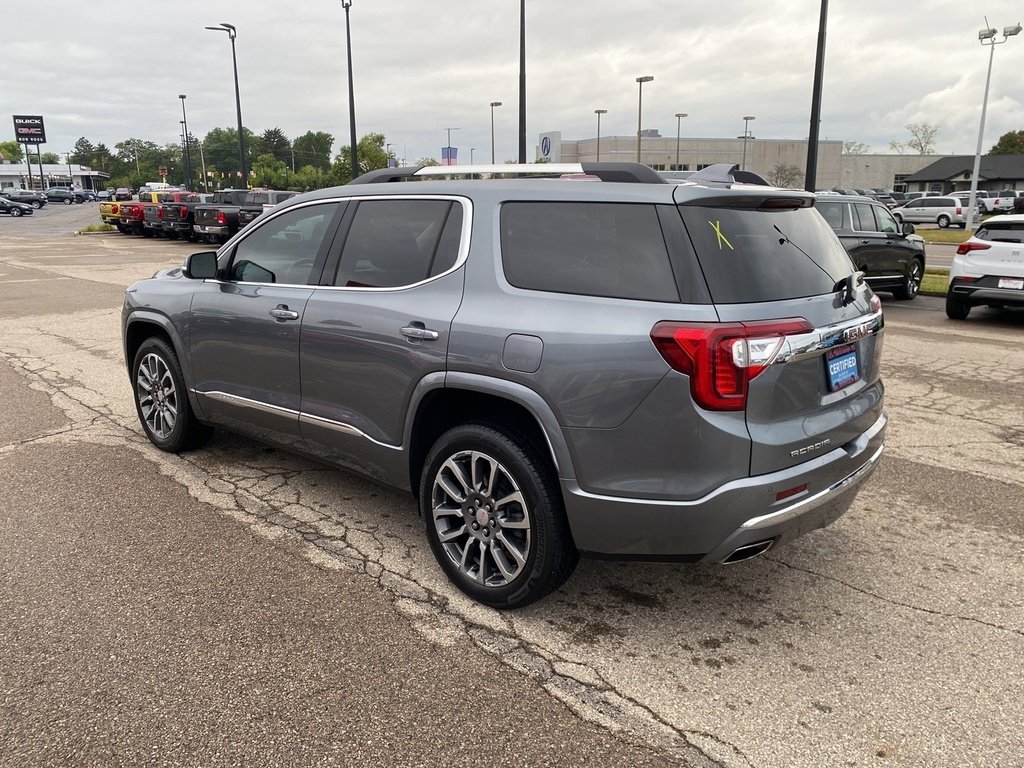 2022 Gmc Acadia Denali photo 2