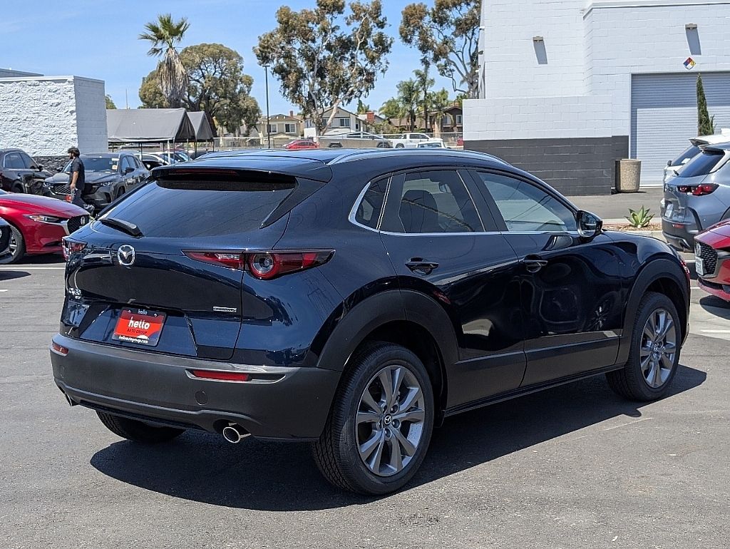2025 Mazda CX-30 2.5 S Preferred photo 8