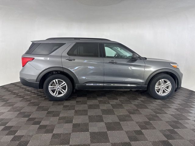 2022 Ford Explorer XLT photo 4