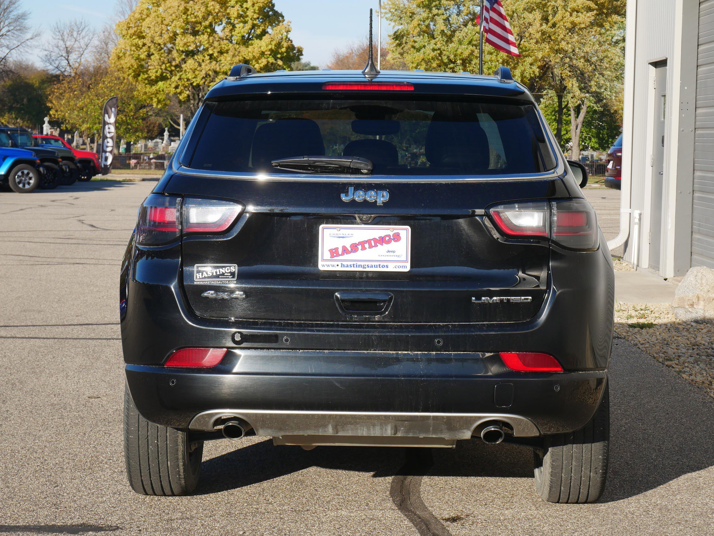 2023 Jeep Compass Limited photo 4