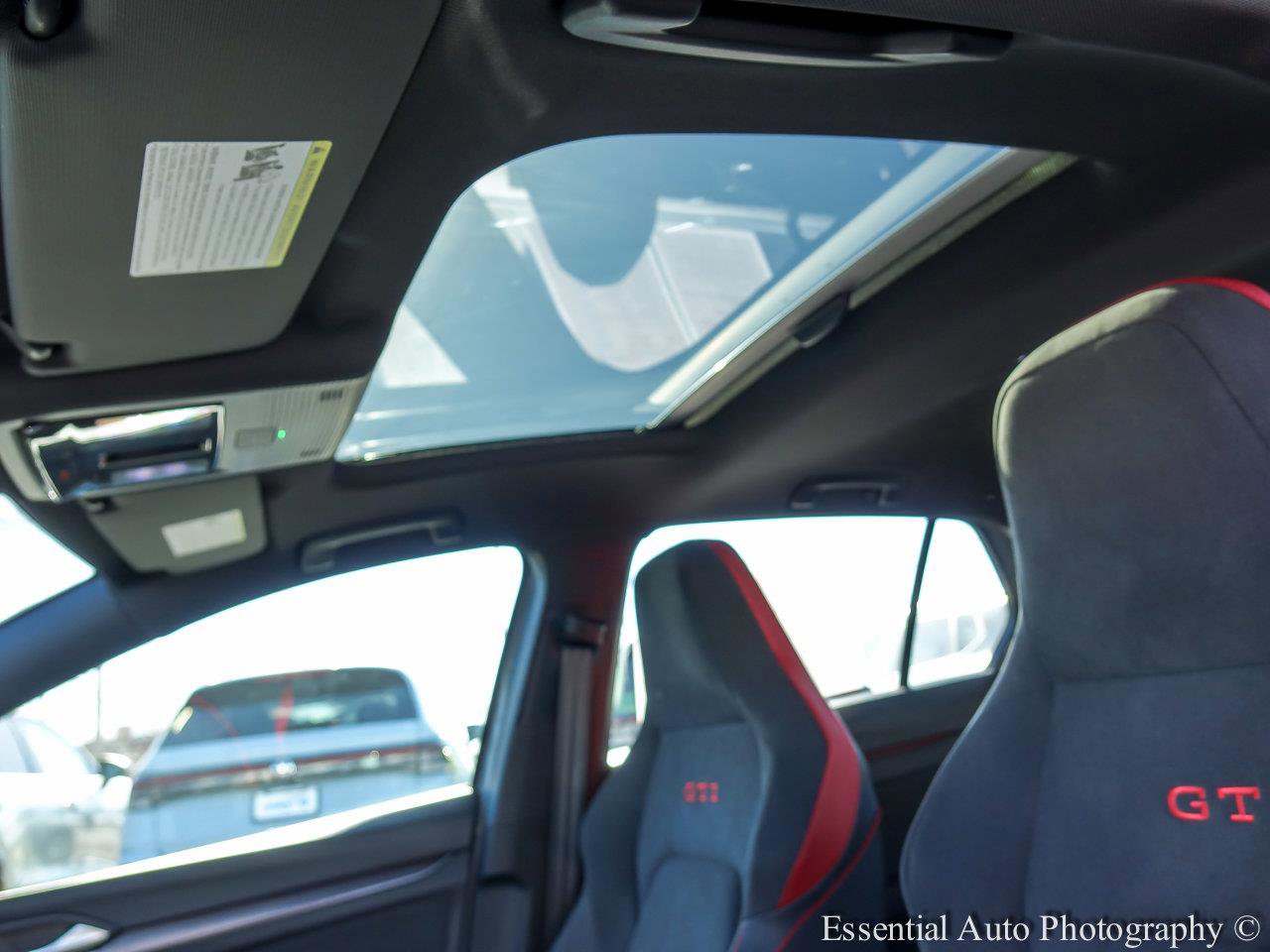 2026 VOLKSWAGEN GOLF GTI - Image 10