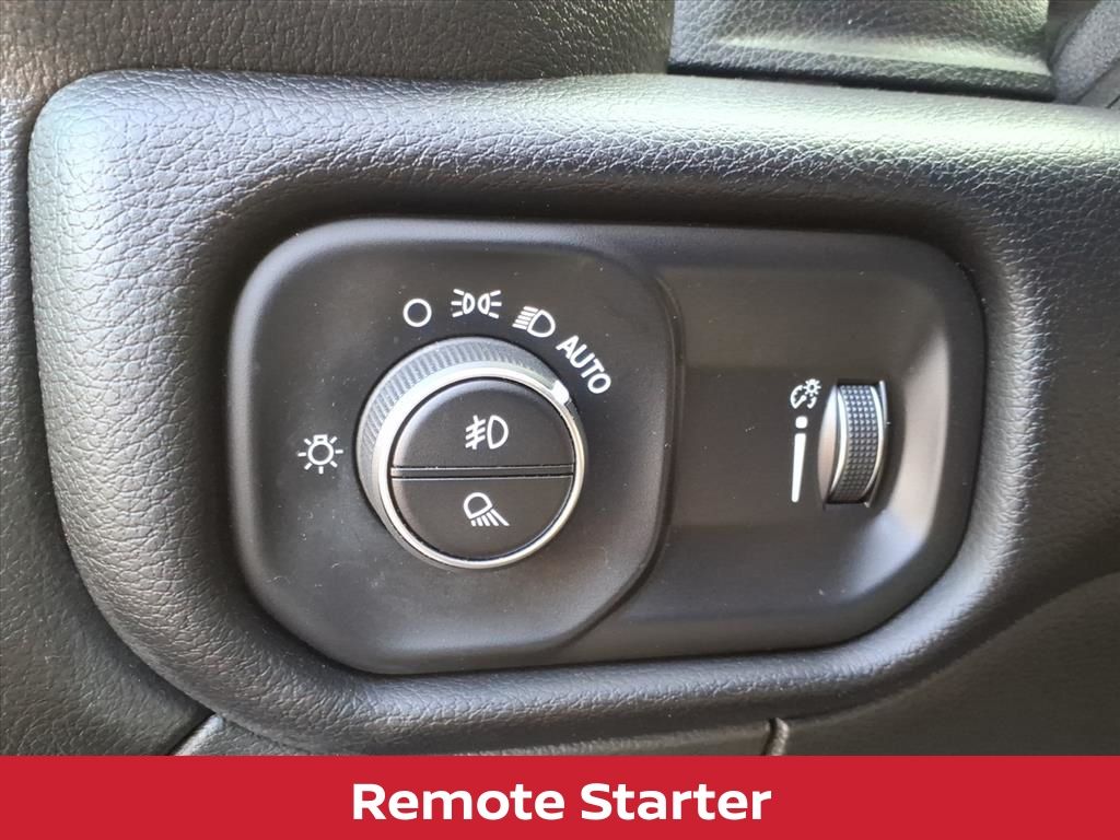 2024 Ram 2500 Big Horn photo 3