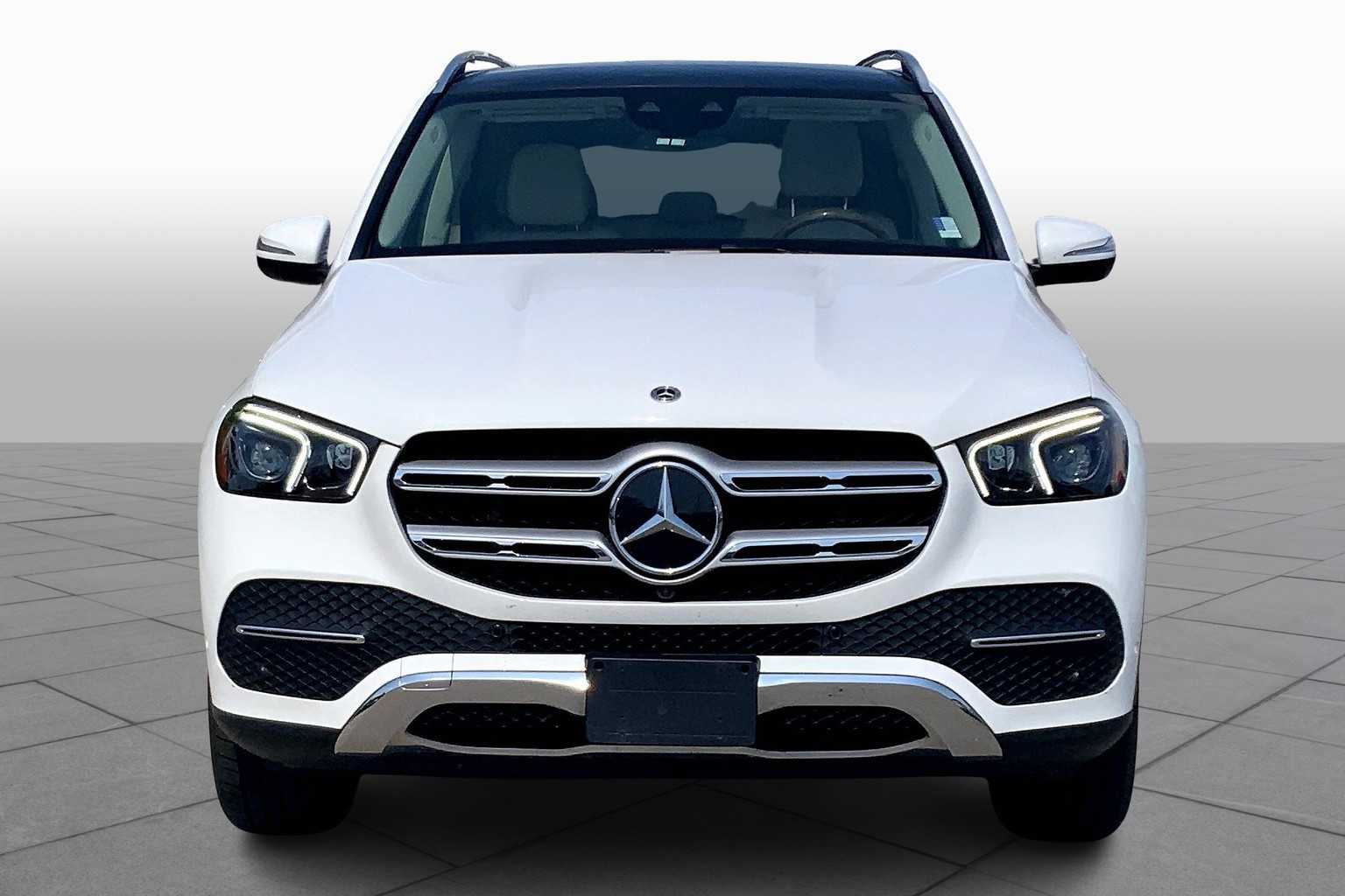 2022 Mercedes Benz GLE 450 4MATIC photo 3
