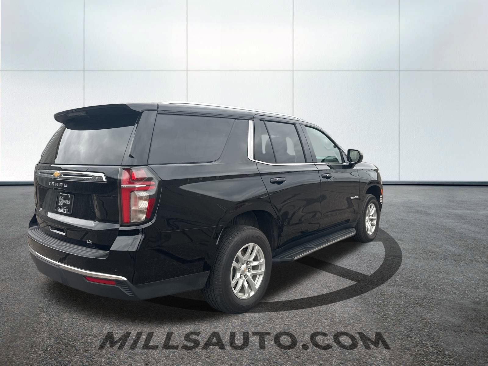 2024 Chevrolet Tahoe LT photo 4