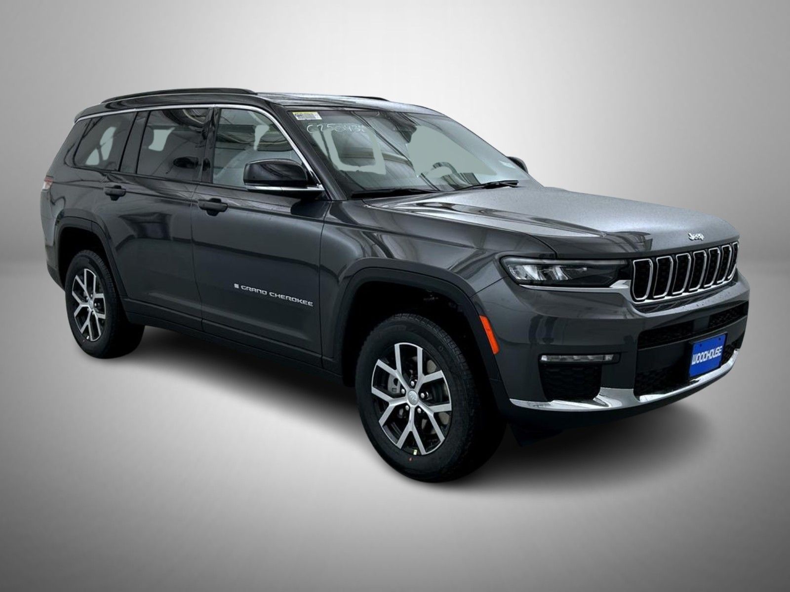 2025 Jeep Grand Cherokee Limited photo 2