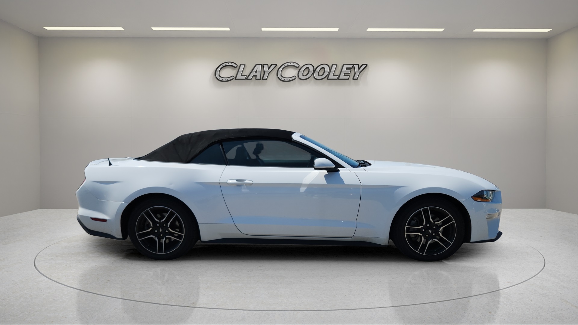 2023 Ford Mustang EcoBoost Premium photo 2