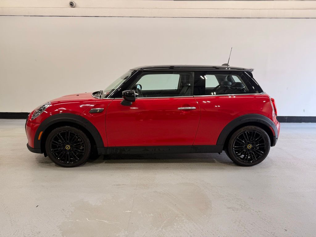 Certified 2023 MINI Hardtop 2 Door SE with VIN WMW13DJ04P2S68157 for sale in Golden Valley, Minnesota