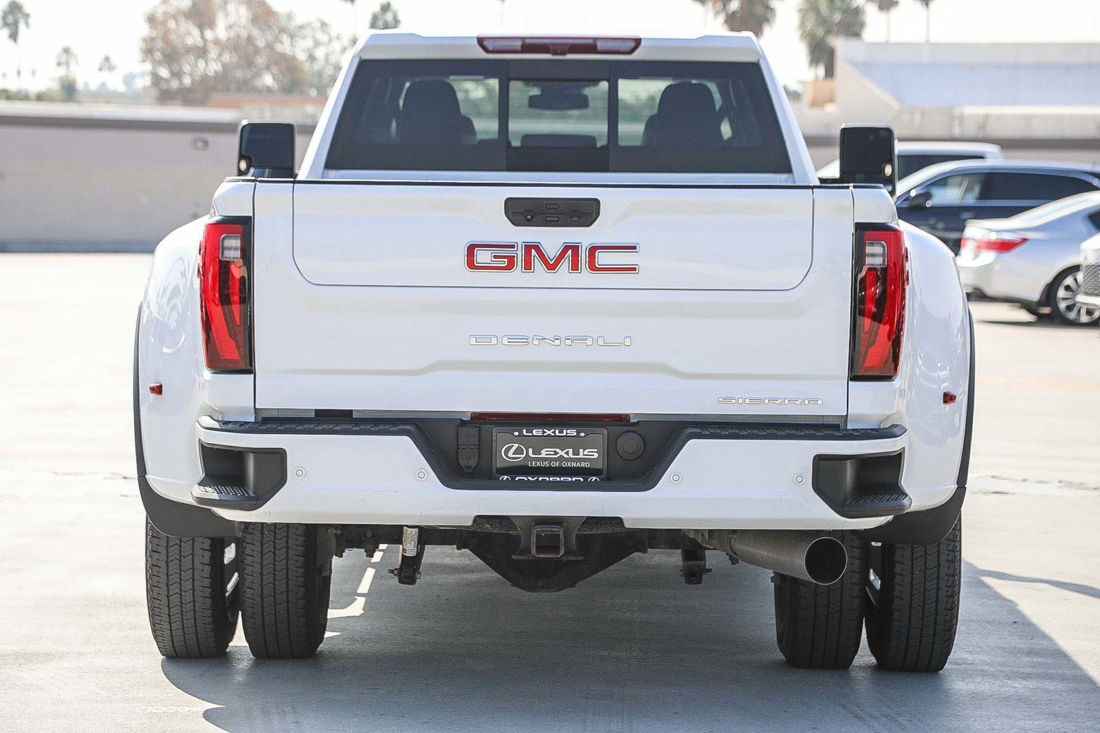 2024 Gmc Sierra HD Denali photo 3