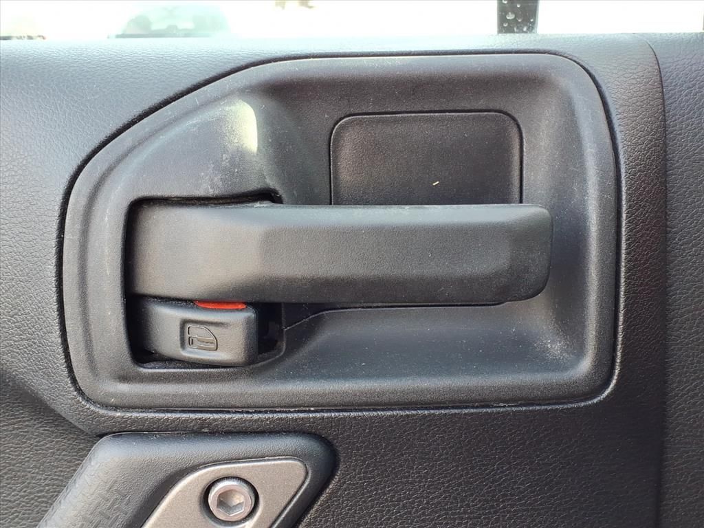 2016 JEEP WRANGLER - Image 9