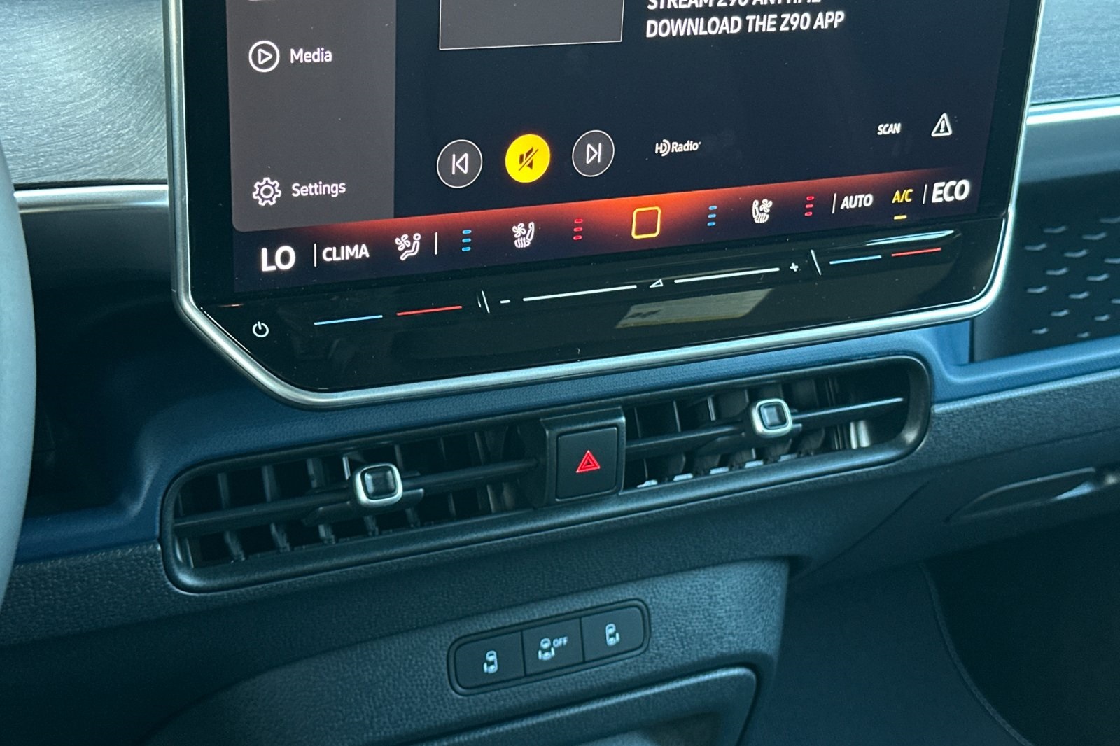 2025 Volkswagen ID. Buzz Pro S photo 20
